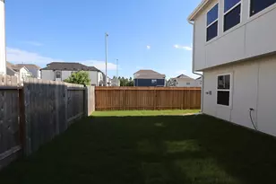 11409 Galway Grv Dr, Houston, TX 77047 - Photo 9