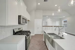 11409 Galway Grv Dr, Houston, TX 77047 - Photo 9
