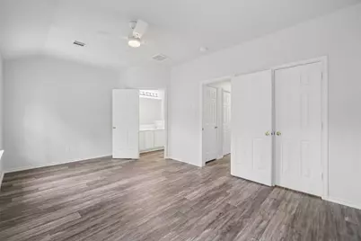 178 S Walden Elms Circle, The Woodlands, TX 77382 - Photo 19