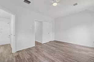 178 S Walden Elms Cir, The Woodlands, TX 77382 - Photo 23