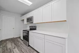 178 S Walden Elms Cir, The Woodlands, TX 77382 - Photo 15