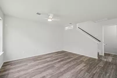178 S Walden Elms Circle, The Woodlands, TX 77382 - Photo 9