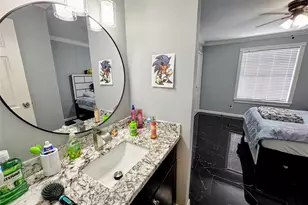 12660 Ashford Point Dr, Houston, TX 77082 - Photo 27
