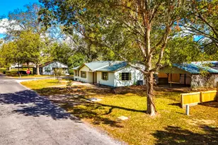 703 Austin St, Columbus, TX 78934 - Photo 33