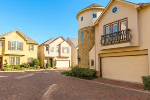 1314 Sherwood Springs Ln, Houston, TX 77043 - Photo 39