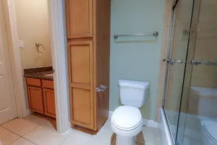 1314 Sherwood Springs Ln, Houston, TX 77043 - Photo 33