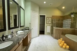 1314 Sherwood Springs Ln, Houston, TX 77043 - Photo 23