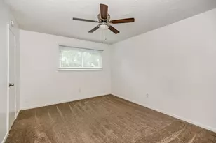 7923 Dawnridge Dr, Houston, TX 77071 - Photo 11
