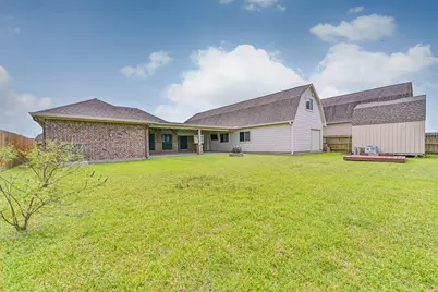 2910 Apache St, League City, TX 77573 - Photo 45