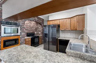 6827 Hollow Hearth Dr, Houston, TX 77084 - Photo 7