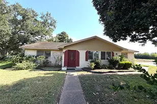 3704 Cork Dr, Houston, TX 77047 - Photo 1