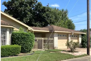 3704 Cork Dr, Houston, TX 77047 - Photo 17