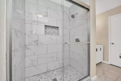11618 Hillcroft Avenue, Houston, TX 77035 - Photo 17