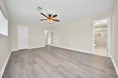 11618 Hillcroft Avenue, Houston, TX 77035 - Photo 19