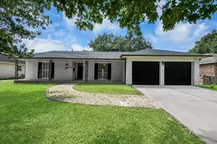 11618 Hillcroft Ave, Houston, TX 77035 - Photo 1