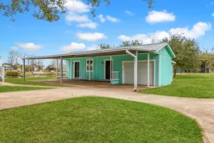 462 Exotic Isle Dr, Bay City, TX 77457 - Photo 35