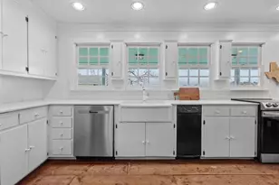 462 Exotic Isle Dr, Bay City, TX 77457 - Photo 5