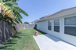 5027 Lamppost Hill Ct, Katy, TX 77449 - Photo 3