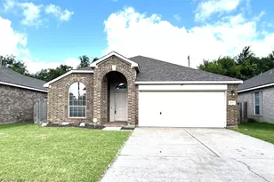 8603 W Highlands Crossing, Highlands, TX 77562 - Photo 1