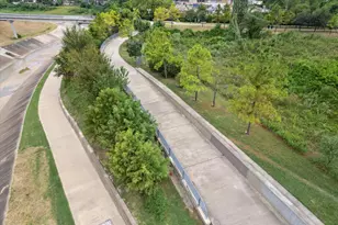 735 Worthshire St, Houston, TX 77008 - Photo 27