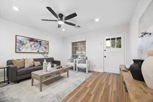 9713 Clark Rd, Houston, TX 77076 - Photo 3