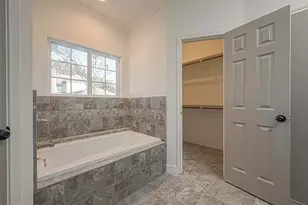 1015 Sugar Lakes Dr, Sugar Land, TX 77478 - Photo 27