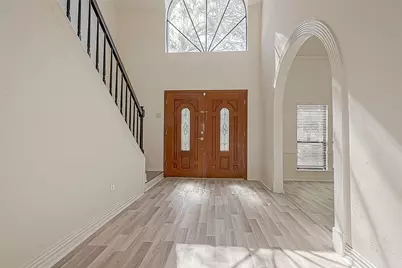 1015 Sugar Lakes Drive, Sugar Land, TX 77478 - Photo 5