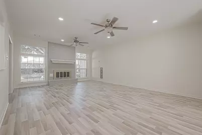 1015 Sugar Lakes Drive, Sugar Land, TX 77478 - Photo 9