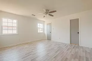 1015 Sugar Lakes Dr, Sugar Land, TX 77478 - Photo 23
