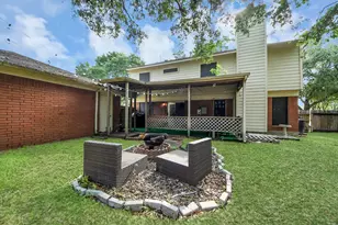 3925 Springcrest Ct, Pearland, TX 77584 - Photo 37