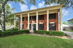 3925 Springcrest Ct, Pearland, TX 77584 - Photo 1