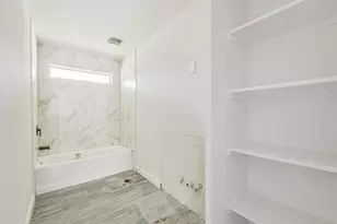 209 Leago St, Houston, TX 77022 - Photo 13