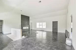 209 Leago St, Houston, TX 77022 - Photo 9