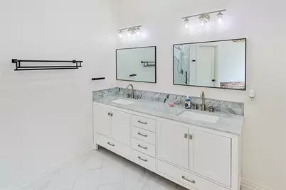 16114 Arborlea Drive, Friendswood, TX 77546 - Photo 11