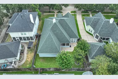 16239 Pine Thorn Drive, Houston, TX 77095 - Photo 37
