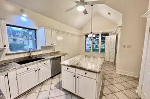 13310 Misty Mill Dr, Houston, TX 77041 - Photo 5