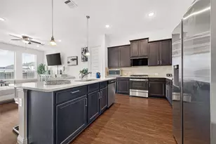 507 KELLEY GREEN CT, Rosenberg, TX 77469 - Photo 17