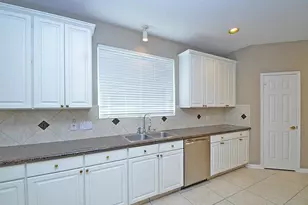 523 Crestridge Dr, Sugar Land, TX 77479 - Photo 15