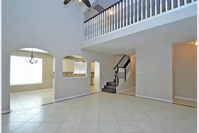 523 Crestridge Drive, Sugar Land, TX 77479 - Photo 9