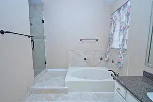 523 Crestridge Dr, Sugar Land, TX 77479 - Photo 23
