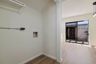 2120 Wilcrest Dr, Houston, TX 77042 - Photo 11