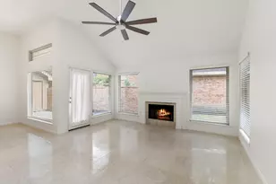 30 Cedar Chase Pl, The Woodlands, TX 77381 - Photo 3