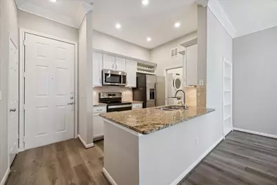5353 Memorial Drive #2049, Houston, TX 77007 - Photo 1