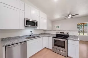 136 Ash St, Trinity, TX 75862 - Photo 5