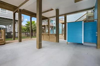 877 Alberdie Drive, Crystal Beach, TX 77650 - Photo 3