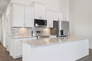 877 Alberdie Dr, Crystal Beach, TX 77650 - Photo 9