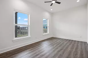 877 Alberdie Dr, Crystal Beach, TX 77650 - Photo 17