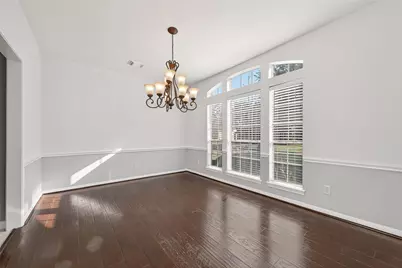 5911 Canyon Brook Court, Sugar Land, TX 77479 - Photo 9