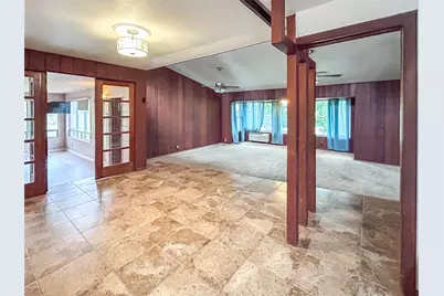 530 Circle Way, Lake Jackson, TX 77566 - Photo 9