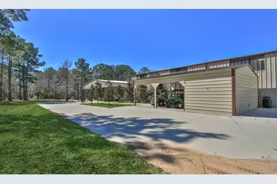 9602 Pioneer Trace, Conroe, TX 77303 - Photo 17